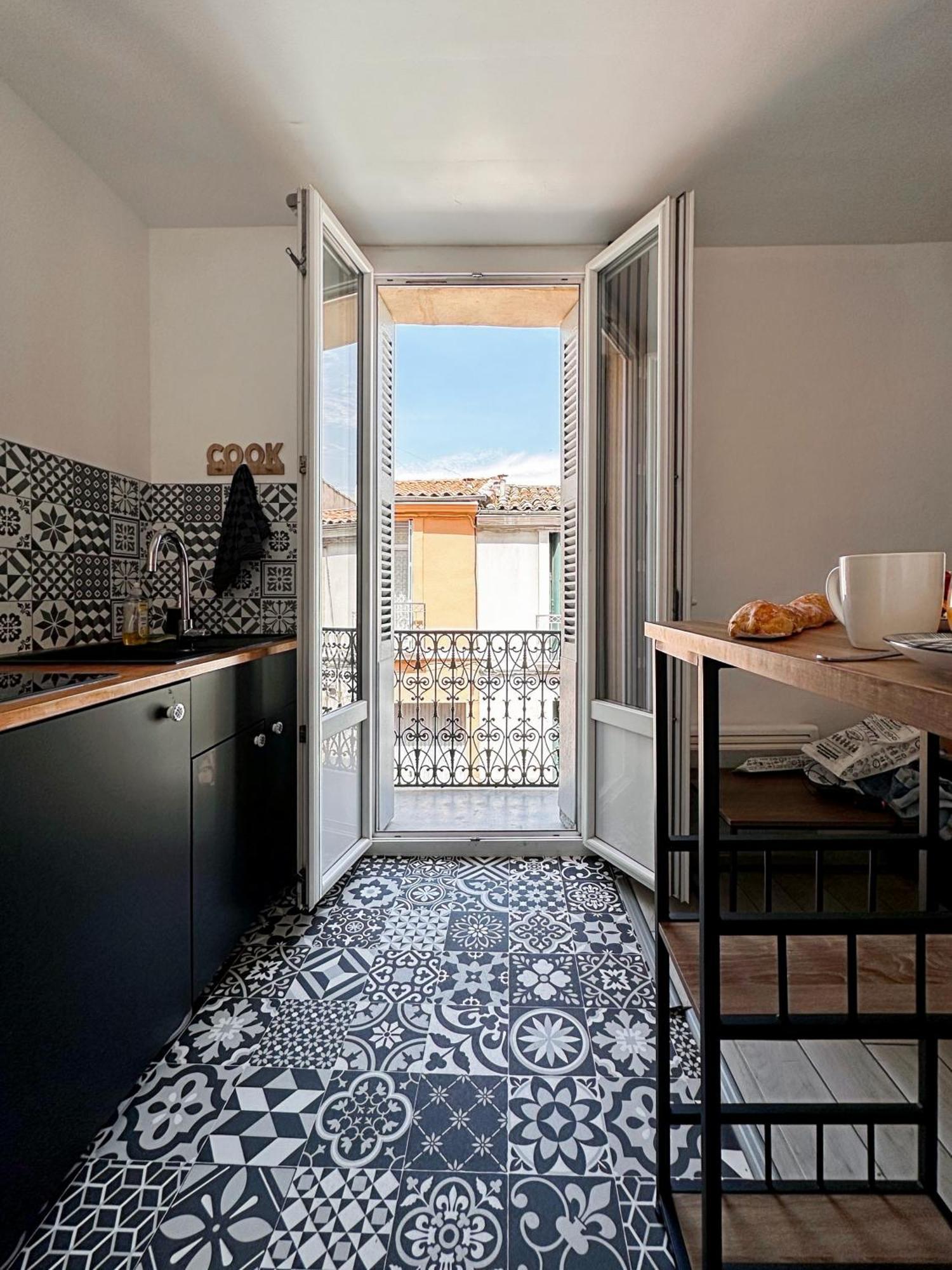 Appartement Entier Cosy Avec Balcon - Centre Монпелье Экстерьер фото